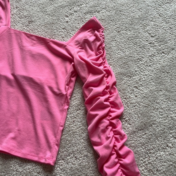 Pink Ruffled Sleeve H&M Top - Picture 2 of 4